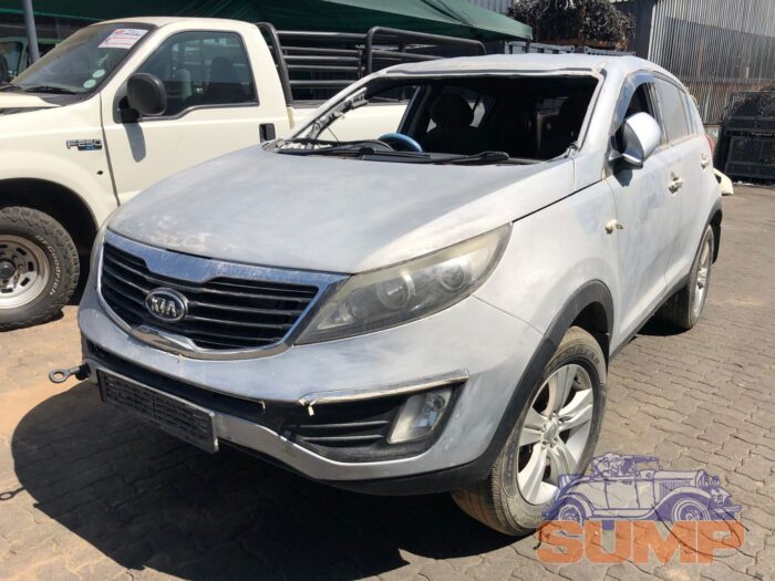 KIA , SPORTAGE 2 . 0 IGNITE , SILVER , 2010 ( 29568 ) - Image 8