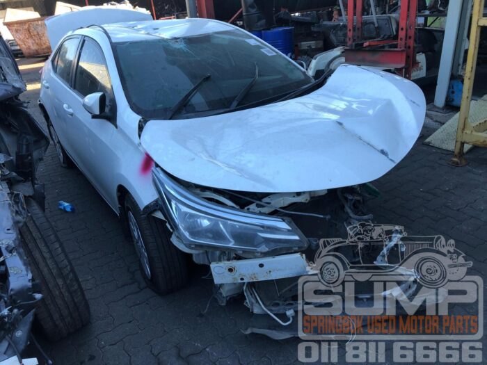 TOYOTA , COROLLA 1 . 6 ESTEEM , WHITE , 2019 ( 30586 ) - Image 2