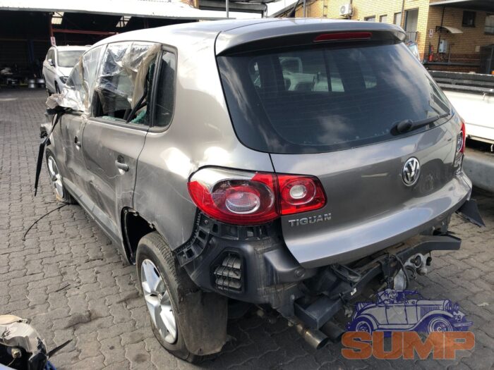 VOLKSWAGEN , TIGUAN 1 . 4 TSI TREND - FUN 4 MOT , GREY , 2010 ( 29582 ) - Image 6