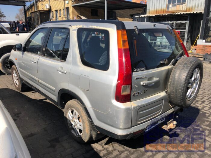 HONDA , CR - V 2 . 0 A / T , SILVER , 2003 ( 30103 ) - Image 6
