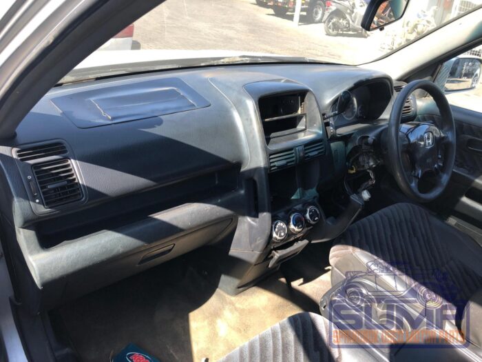 HONDA , CR - V 2 . 0 A / T , SILVER , 2003 ( 30103 ) - Image 10