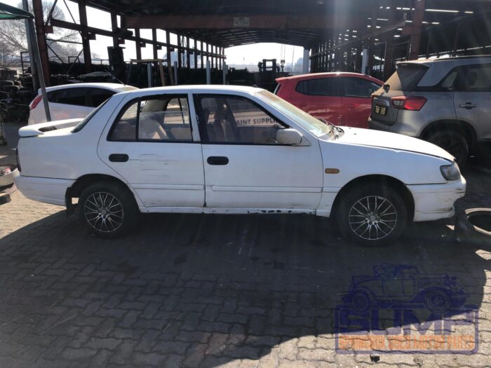 NISSAN , SENTRA 140 G Xi A / C , WHITE , 2000 ( 30105 ) - Image 3