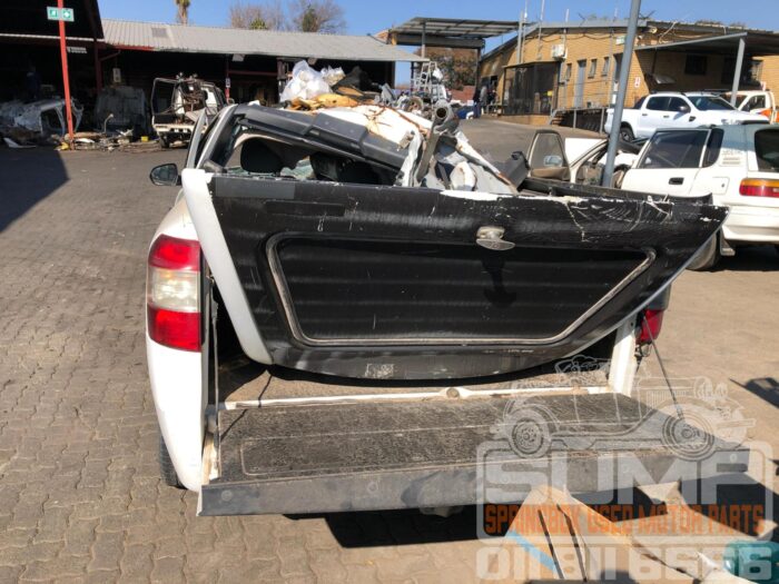 CHEVROLET , UTILITY 1 . 4 A / C P / U S / C , WHITE , 2017 ( 30606 ) - Image 5