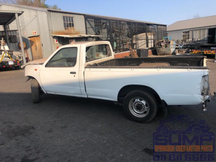 NISSAN , HARDBODY NP 300 2 . 0 LWB P / U S / C , WHITE , 2018 ( 30095 ) - Image 7
