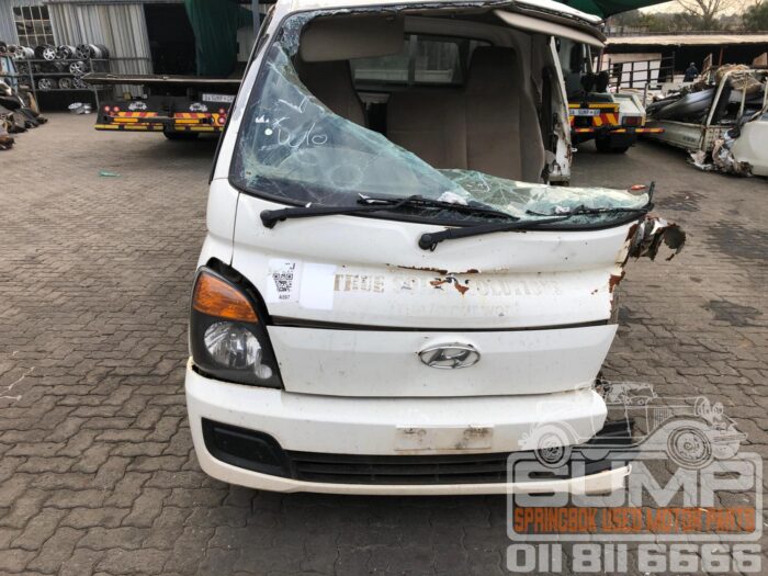 HYUNDAI , H 100 2 . 6 D F / C D / S , WHITE , 2018 ( 30605 )