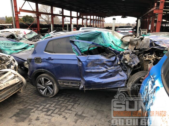 VOLKSWAGEN , T - CROSS 1 . 5 TSI R - LINE DSG , BLUE , 2022 ( 30704 ) - Image 3