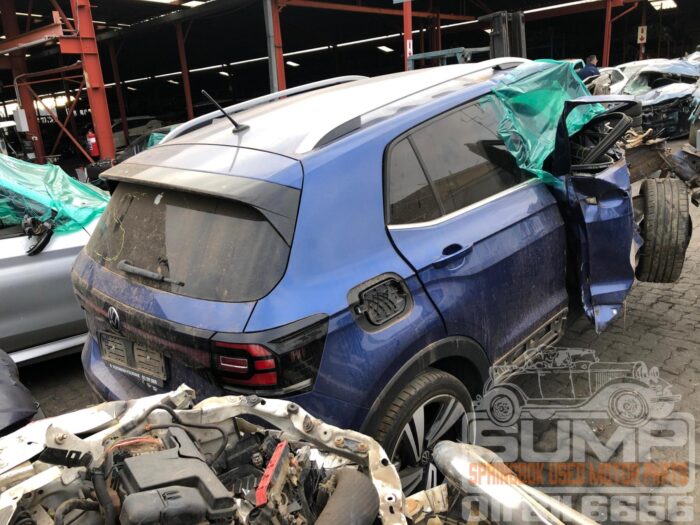 VOLKSWAGEN , T - CROSS 1 . 5 TSI R - LINE DSG , BLUE , 2022 ( 30704 ) - Image 4