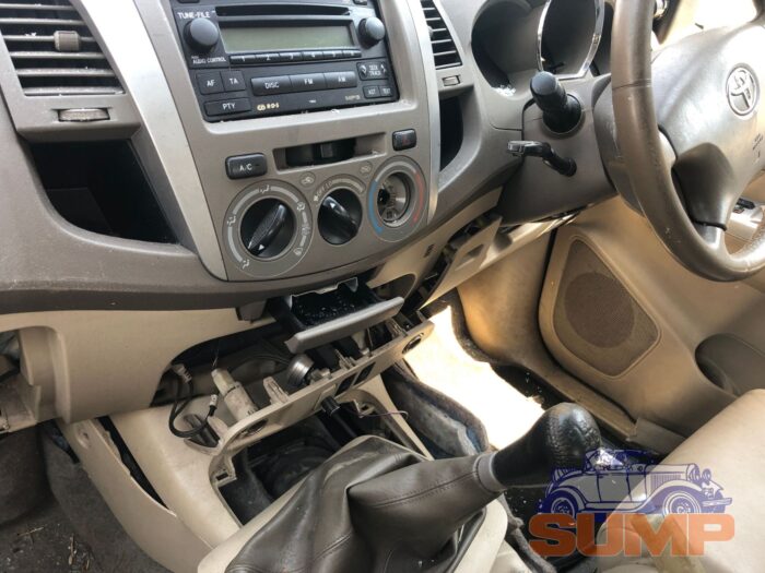 TOYOTA , FORTUNER 3 . 0 D 4 - D RAISED BODY , 2008 ( 29639 ) - Image 5