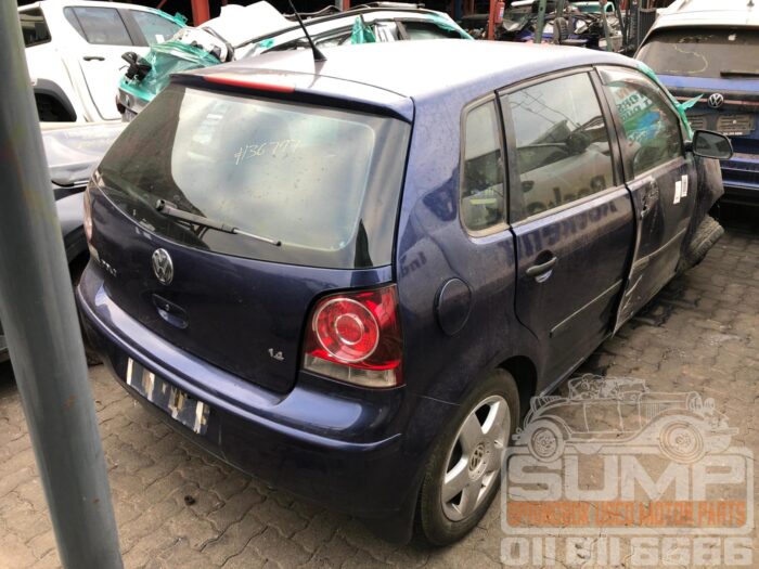 VOLKSWAGEN , POLO 1 . 4 TRENDLINE , BLUE , 2005 ( 30673 ) - Image 4