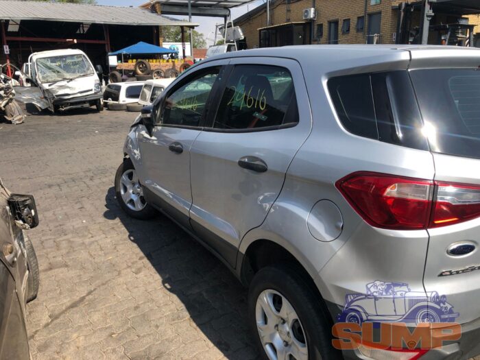 FORD , ECOSPORT 1 , 5 TIVCT AMBIENTE , SILVER , 2015 ( 29616 ) - Image 4