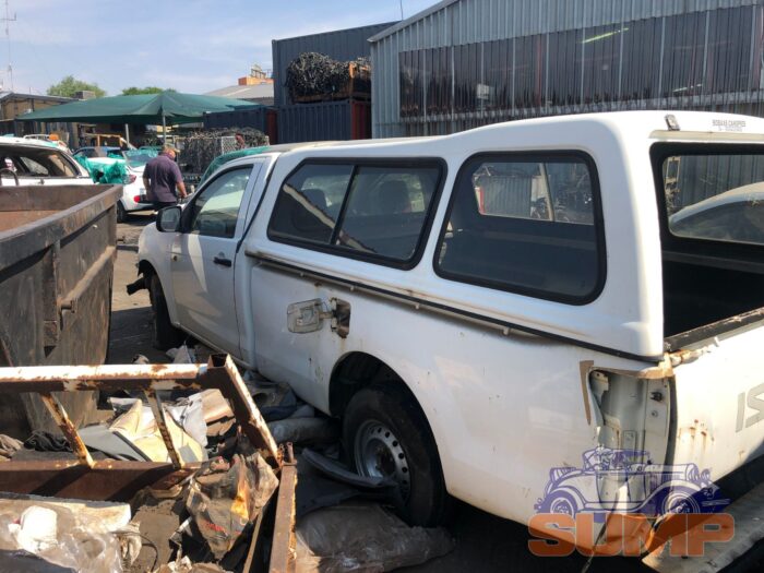 ISUZU , KB 250 D - TEQ LE E / CAB , WHITE , 2018 ( 29636 ) - Image 4