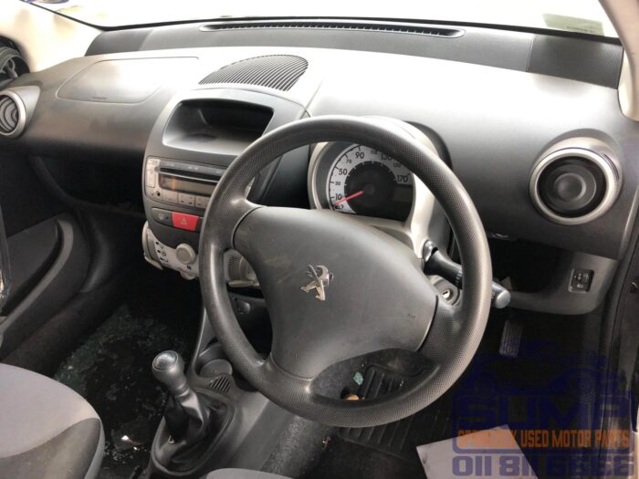 PEUGEOT , 107 URBAN , BLACK , 2014 ( 30121 ) - Image 10