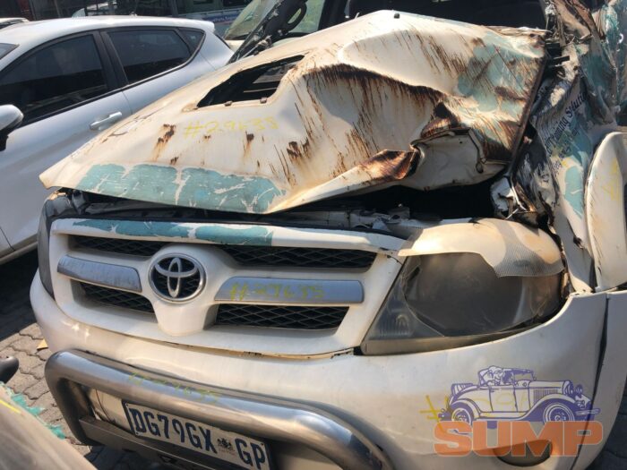 TOYOTA , HILUX 3 , 0 D 4 - D RAIDER D / C , WHITE , 2008 ( 29635 )