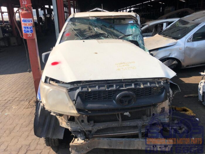 TOYOTA , HILUX 2 , 5 D - 4 D SRX R / B S / C , WHITE , 2009 ( 30141 )