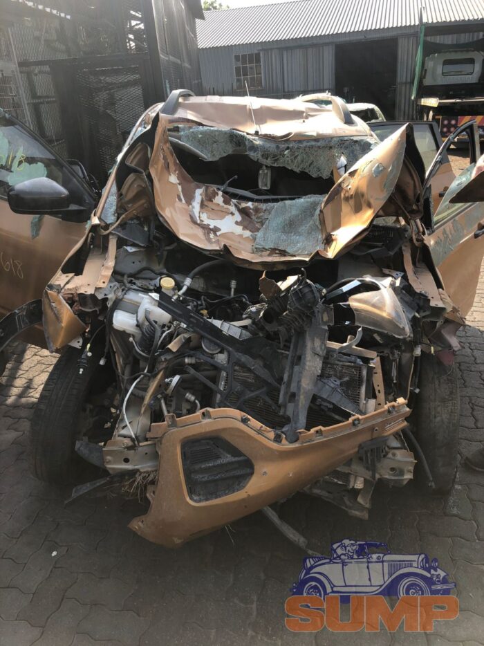 RENAULT , TRIBER 1 . 0 EXPRESSION , GOLD , 2021 ( 29618 )