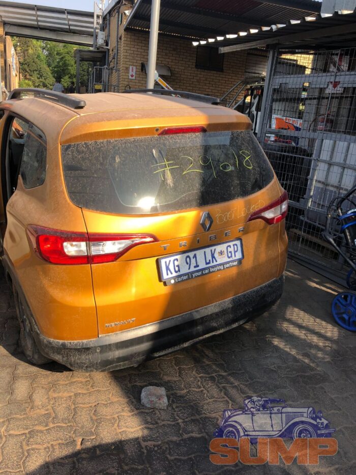 RENAULT , TRIBER 1 . 0 EXPRESSION , GOLD , 2021 ( 29618 ) - Image 3