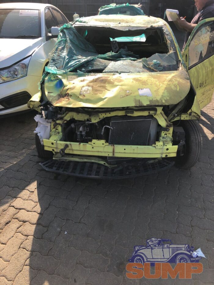 TOYOTA , AYGO 1 . 0 , YELLOW ( 29609 )