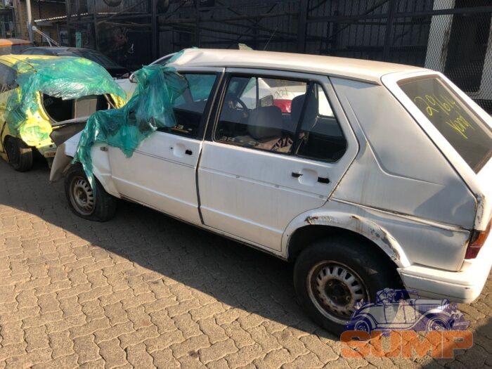 VOLKSWAGEN , GOLF CITI 1 . 3 L SHUTTLE , WHITE , 1993 ( 29614 ) - Image 4