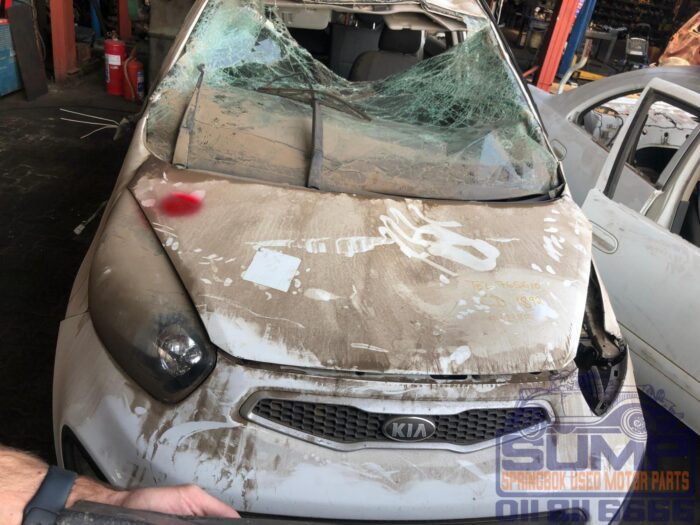 KIA , PICANTO 1 . 0 LX , WHITE , 2014 ( 30137 )