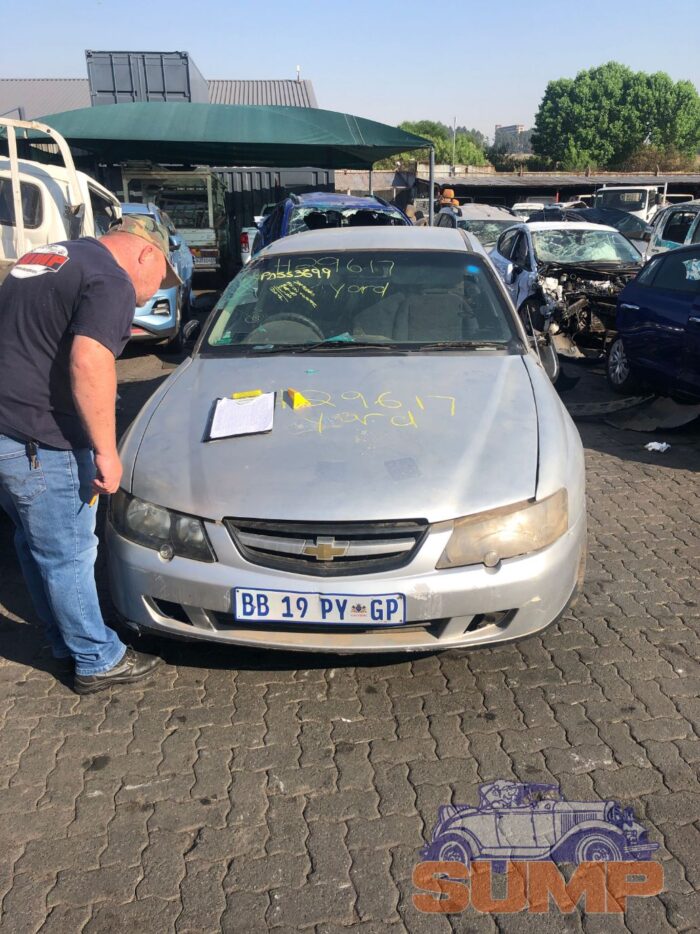 CHEVROLET , LUMINA SS 5 . 7 A / T , SILVER ( 29617 )