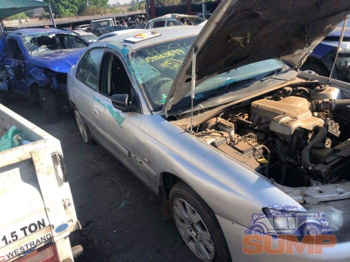 CHEVROLET , LUMINA SS 5 . 7 A / T , SILVER ( 29617 ) - Image 2