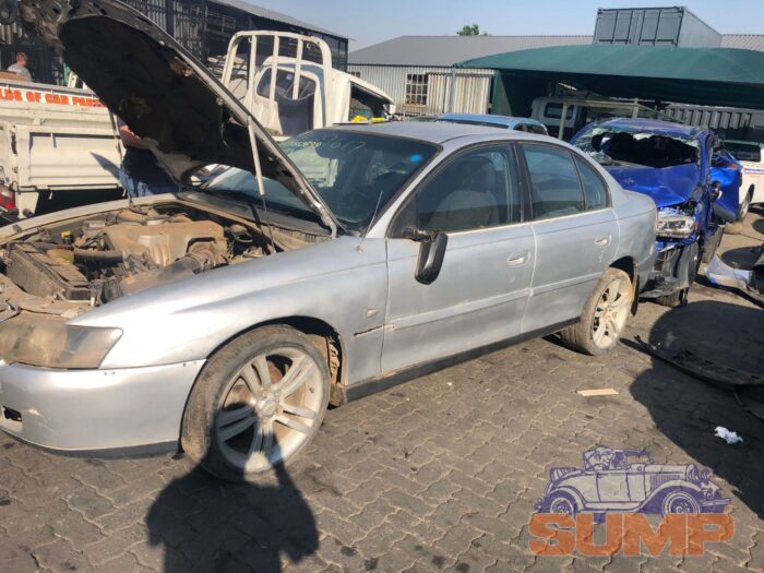 CHEVROLET , LUMINA SS 5 . 7 A / T , SILVER ( 29617 ) - Image 4