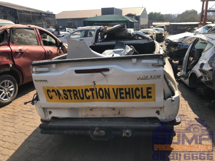 TOYOTA , HILUX 2 . 4 GD A / C P / U S / C , WHITE , 2016 ( 30140 ) - Image 5