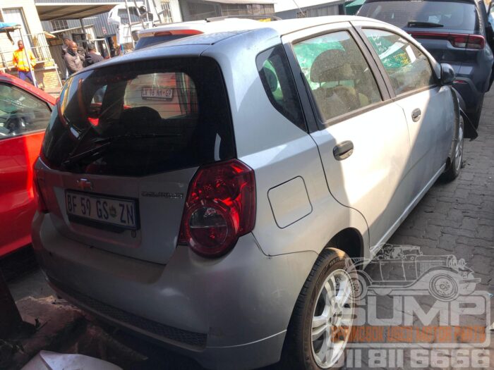 CHEVROLET , AVEO 1 . 6 L 5 DR , SILVER , 2015 ( 30647 ) - Image 4