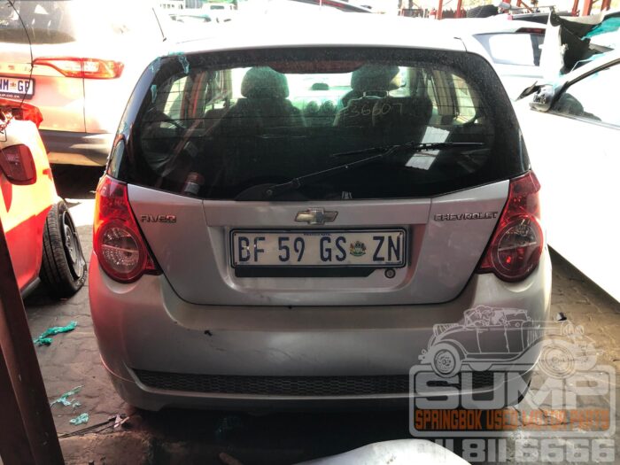 CHEVROLET , AVEO 1 . 6 L 5 DR , SILVER , 2015 ( 30647 ) - Image 5
