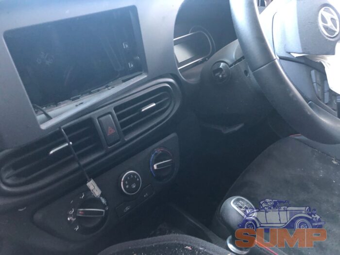 HYUNDAI , GRAND I 10 , GREY , 2023 ( 29615 ) - Image 5