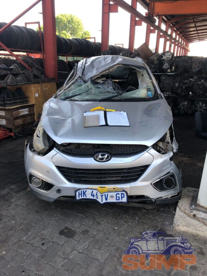 HYUNDAI , IX 35 2 . 0 EXECUTIVE , SILVER , 2014 ( 29627 )
