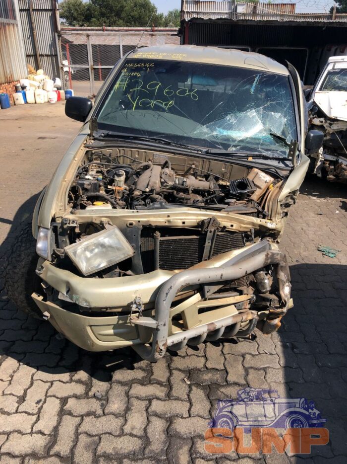 MAZDA , DRIFTER 2600 SLE 4 X 4 D / C , GOLD , 2004 ( 29606 )