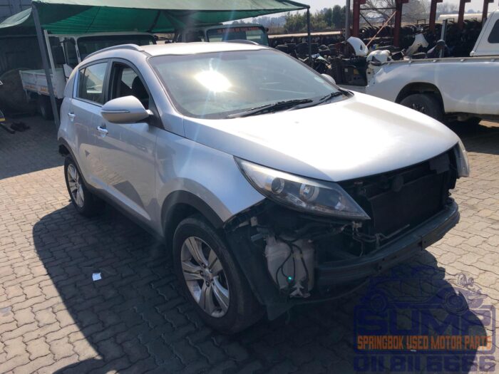 KIA , SPORTAGE 2 . 0 , SILVER , 2013 ( 30149 ) - Image 2