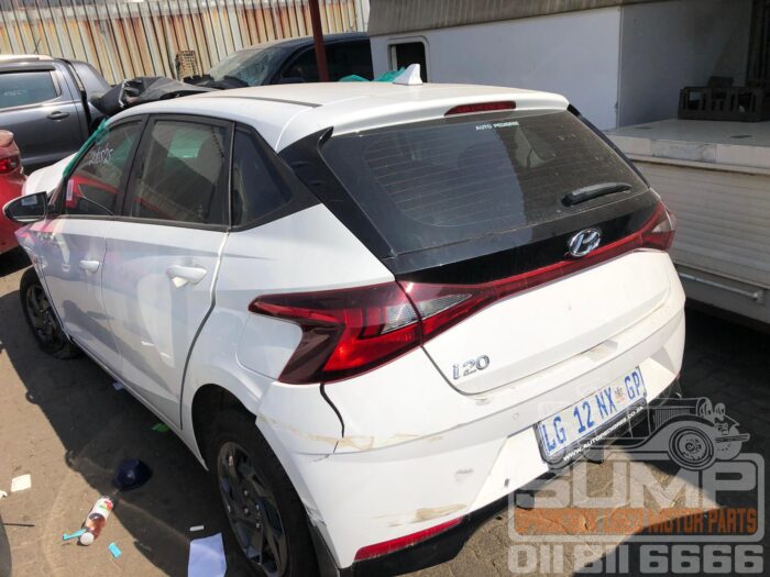 HYUNDAI , i 20 1 . 2 MOTION , WHITE , 2023 ( 30711 ) - Image 6