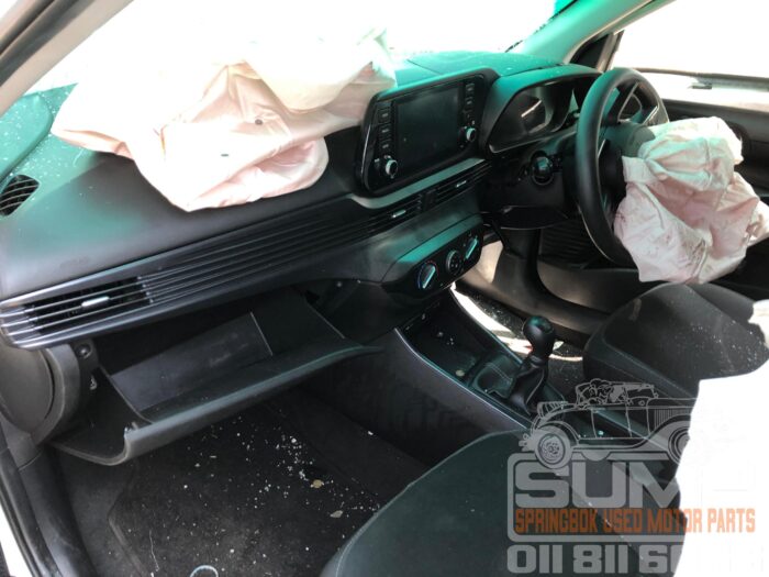 HYUNDAI , i 20 1 . 2 MOTION , WHITE , 2023 ( 30711 ) - Image 10