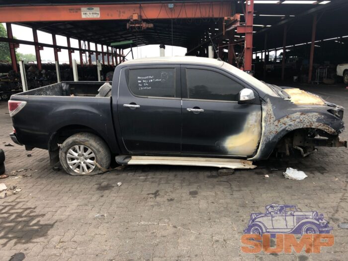 MAZDA , BT - 50 2 . 2 T Di H / POWER SLE P / U D / C , CHARCOAL , 2015 ( 29646 ) - Image 3