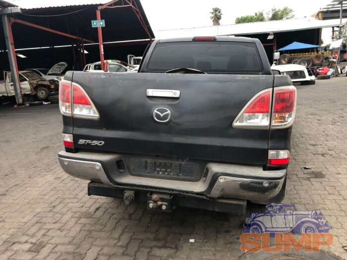 MAZDA , BT - 50 2 . 2 T Di H / POWER SLE P / U D / C , CHARCOAL , 2015 ( 29646 ) - Image 5