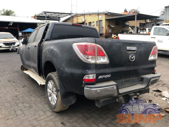 MAZDA , BT - 50 2 . 2 T Di H / POWER SLE P / U D / C , CHARCOAL , 2015 ( 29646 ) - Image 6