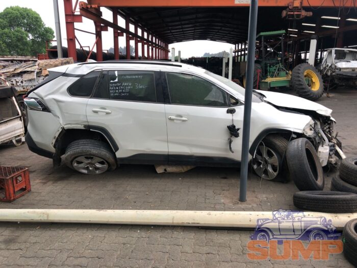 TOYOTA , RAV 4 2 . 0 GX A / T , WHITE , 2019 ( 29645 ) - Image 3