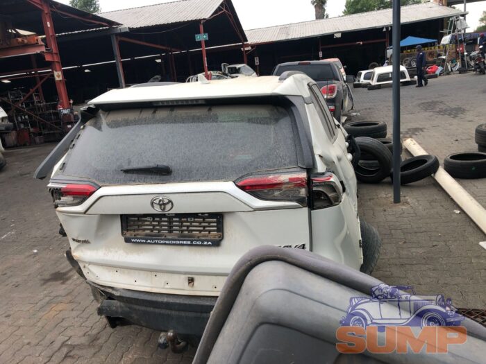 TOYOTA , RAV 4 2 . 0 GX A / T , WHITE , 2019 ( 29645 ) - Image 5