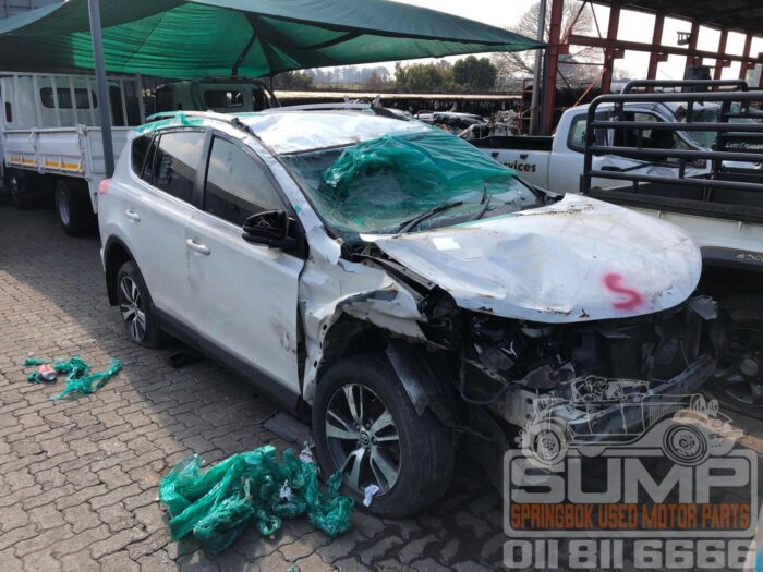 TOYOTA , RAV 4 2 . 0 GX , WHITE , 2016 ( 30716 ) - Image 2