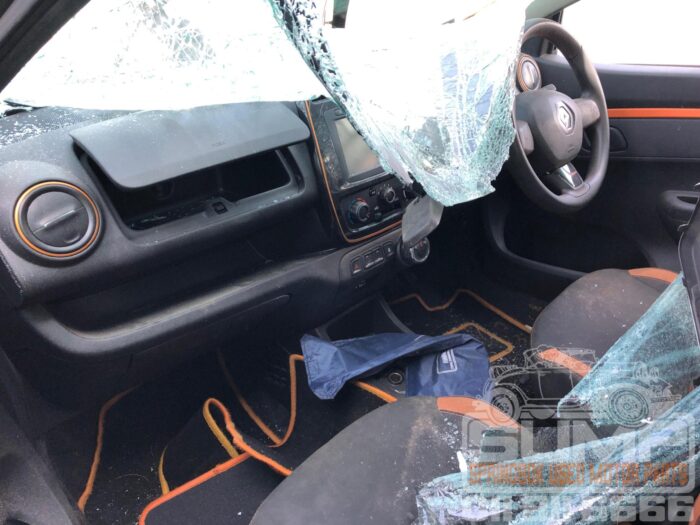 RENAULT , KWID 1 . 0 , GREY , 2019 ( 30714 ) - Image 9