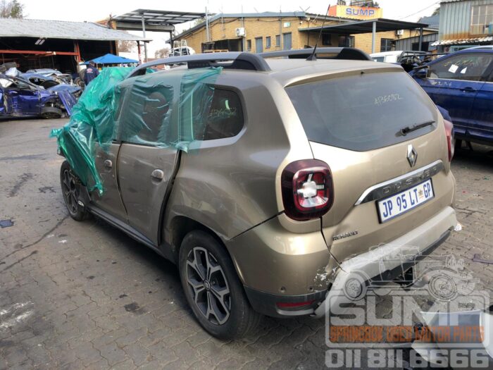RENAULT , DUSTER 15 d CI PRESTIGE EDC , GOLD , 2020 ( 30670 ) - Image 6