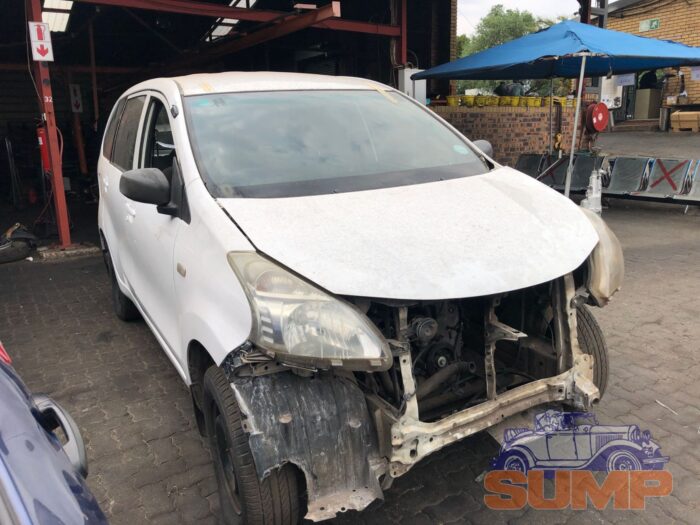 TOYOTA , AVANZA 1 . 3 S , WHITE , 2013 ( 29658 ) - Image 2