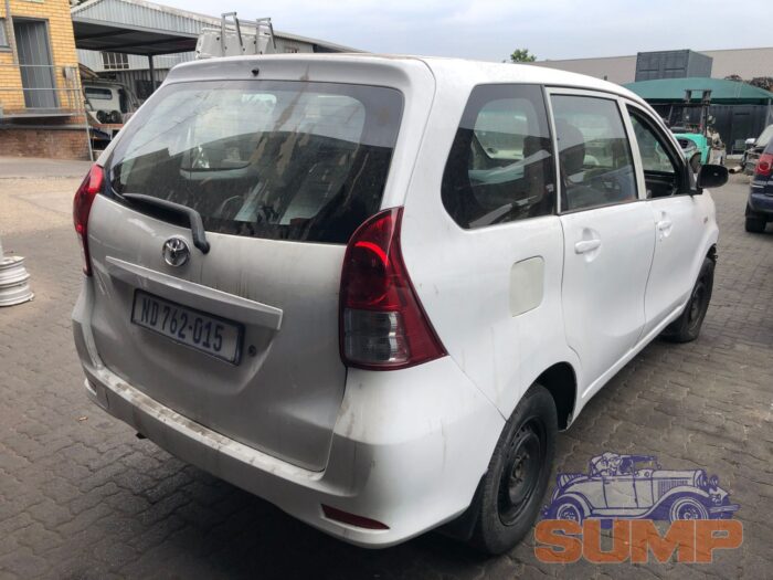 TOYOTA , AVANZA 1 . 3 S , WHITE , 2013 ( 29658 ) - Image 4