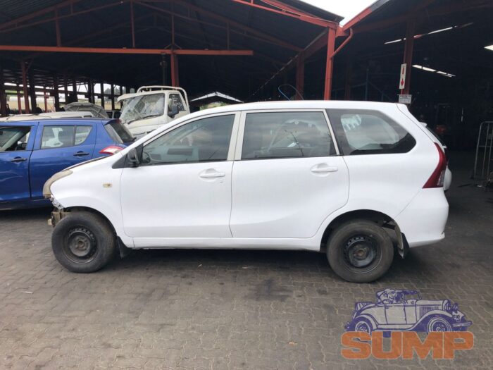 TOYOTA , AVANZA 1 . 3 S , WHITE , 2013 ( 29658 ) - Image 7