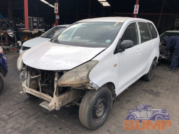 TOYOTA , AVANZA 1 . 3 S , WHITE , 2013 ( 29658 ) - Image 8