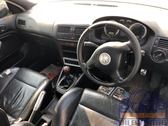 VOLKSWAGEN , JETTA 4 1 . 8 T EXECUTIVE , SILVER , 2003 ( 30115 ) - Image 10