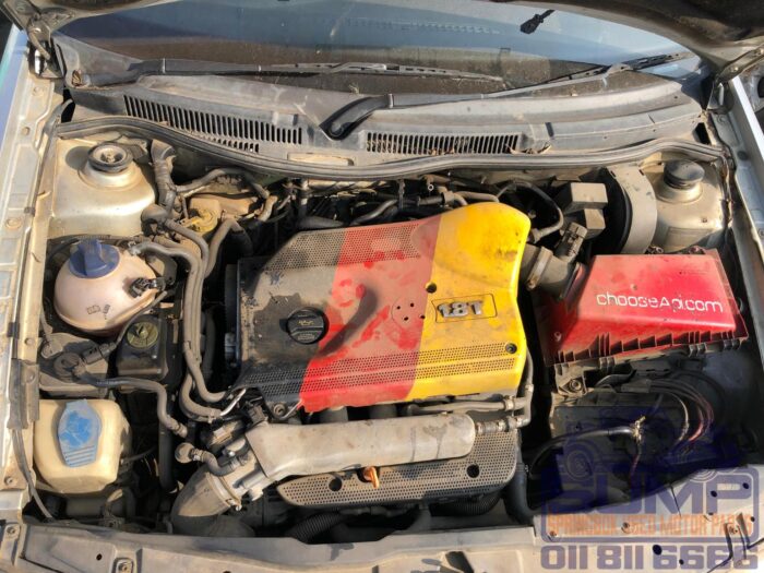 VOLKSWAGEN , JETTA 4 1 . 8 T EXECUTIVE , SILVER , 2003 ( 30115 ) - Image 9