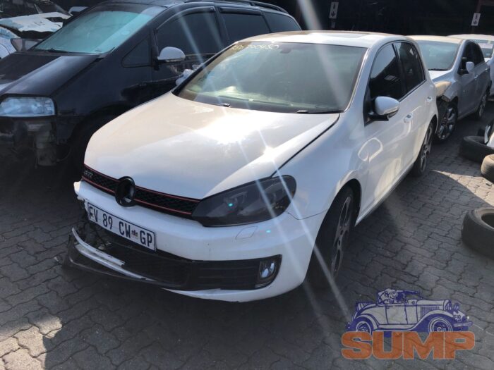 VOLKSWAGEN , GOLF VI GTI 2 . 0 TSI , WHITE , 2011 ( 29648 ) - Image 7